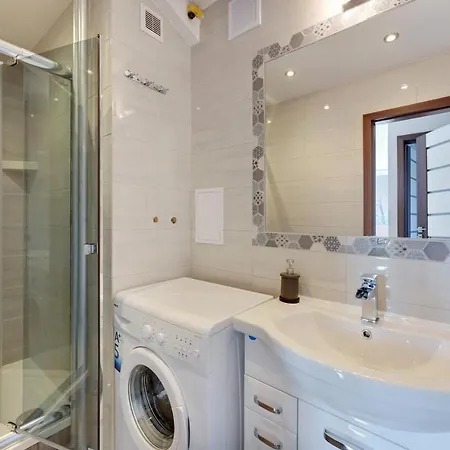 Comfort Centrum Apartment *